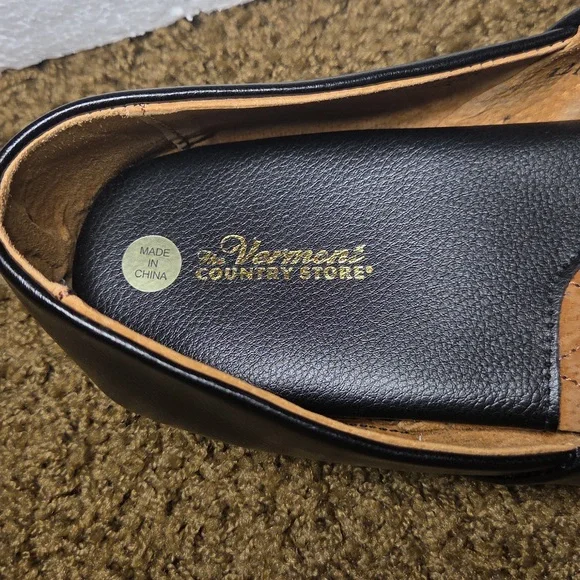 The Vermont Country Store | Men's Leather Slippers | 12M - Picture 2 of 5
